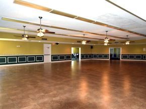 108 Royal Park Dr 2H, Oakland Park FL 33309