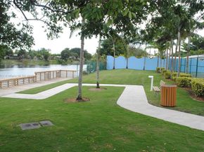 108 Royal Park Dr 2H, Oakland Park FL 33309