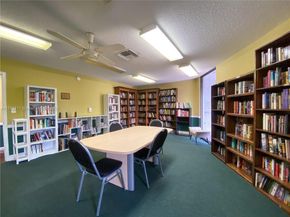 108 Royal Park Dr 2H, Oakland Park FL 33309