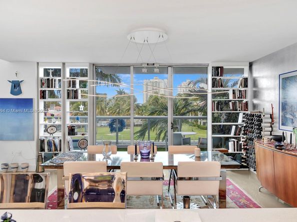 3131 NE 188th St 2301, Aventura FL 33180