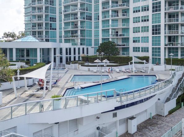 3131 NE 188th St 2301, Aventura FL 33180