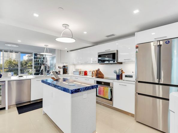 3131 NE 188th St 2301, Aventura FL 33180