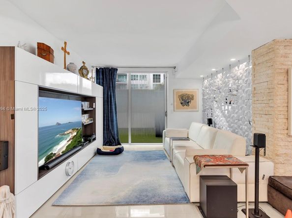3131 NE 188th St 2301, Aventura FL 33180