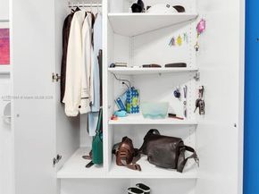 3131 NE 188th St 2301, Aventura FL 33180