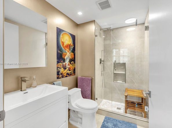 3131 NE 188th St 2301, Aventura FL 33180