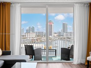 427 Golden Isles Dr 11H, Hallandale Beach FL 33009