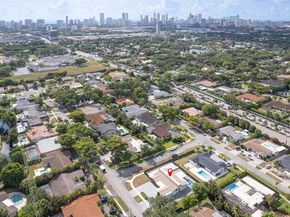 2120 NE 204th St, Miami FL 33179