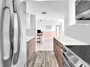 1881 Washington Ave 16H, Miami Beach FL 33139