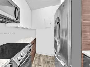 1881 Washington Ave 16H, Miami Beach FL 33139