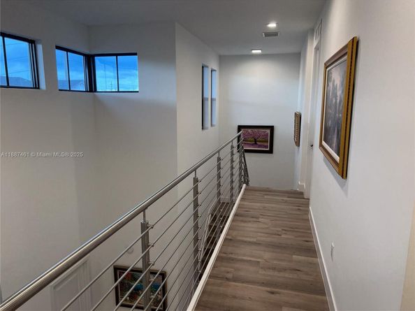 8904 SW 69th Ter, Miami FL 33173