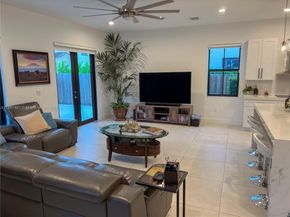 8904 SW 69th Ter, Miami FL 33173