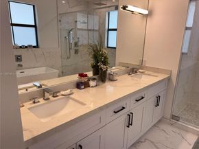 8904 SW 69th Ter, Miami FL 33173