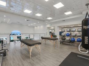 4775 Collins Ave 507, Miami Beach FL 33140