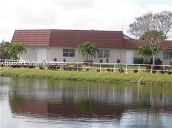 20310 NE 2nd Ave 5, Miami Gardens FL 33179