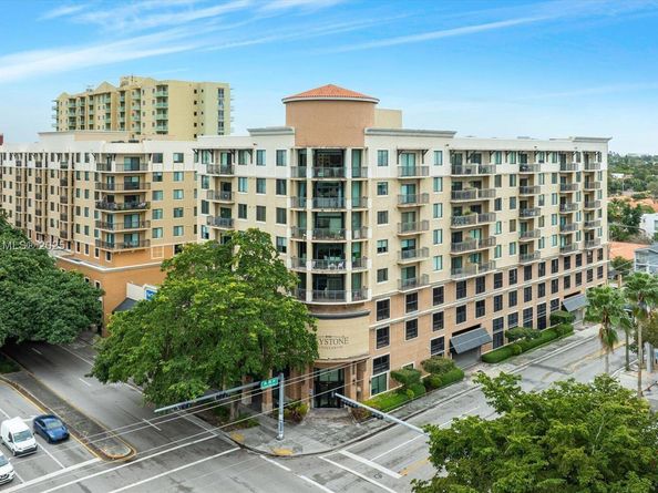 3590 Coral Way 711, Miami FL 33145