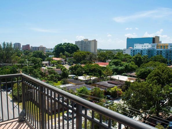 3590 Coral Way 711, Miami FL 33145