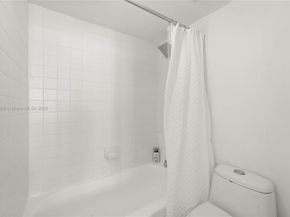 540 Brickell Key Dr 1406, Miami FL 33131