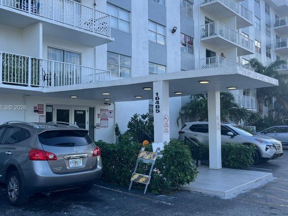 16465 NE 22nd Ave 514, North Miami Beach FL 33160