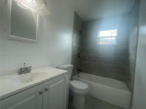 2260 NW 61st St, Miami FL 33142