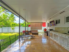 10747 NW 22nd Ct, Miami FL 33167