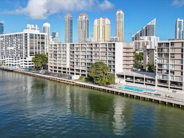 17600 N Bay Rd N503, Sunny Isles Beach FL 33160