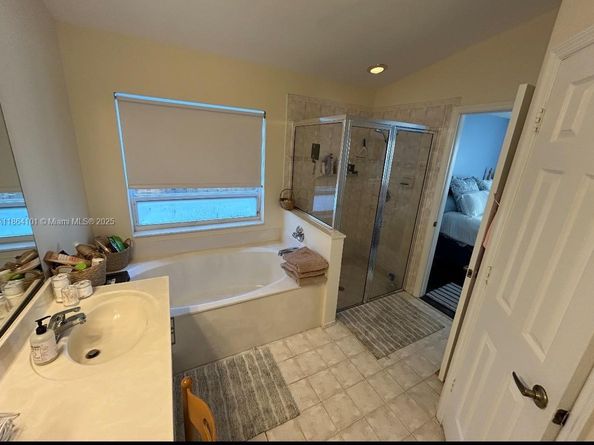 1161 NW 130th Ave, Pembroke Pines FL 33028