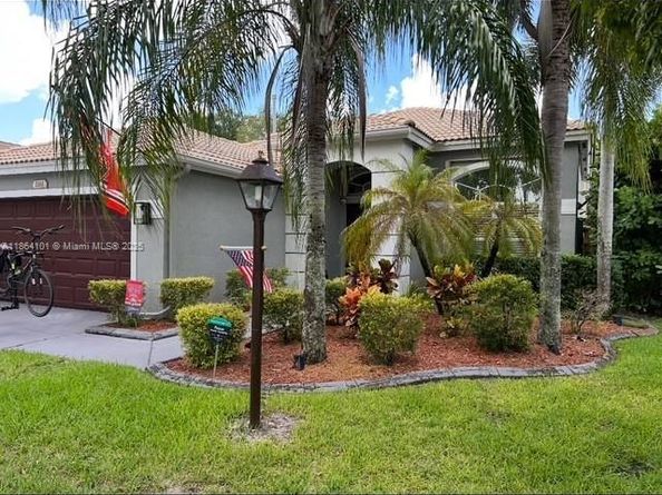 1161 NW 130th Ave, Pembroke Pines FL 33028