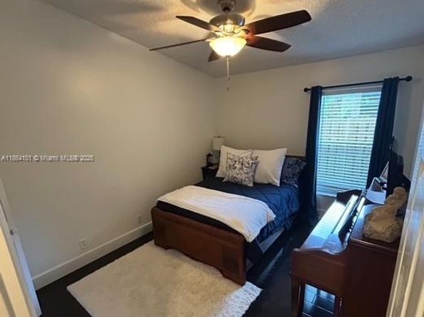 1161 NW 130th Ave, Pembroke Pines FL 33028