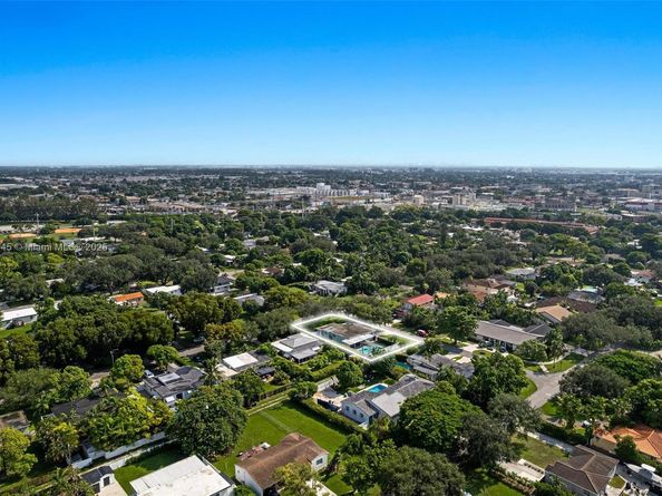 600 Oriole Ave, Miami Springs FL 33166