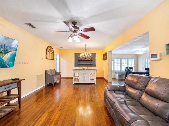 600 Oriole Ave, Miami Springs FL 33166