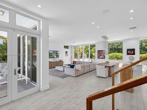 1243 Washington St, Hollywood FL 33019