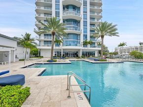 17111 Biscayne Blvd 207, North Miami Beach FL 33160