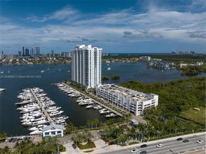 17111 Biscayne Blvd 207, North Miami Beach FL 33160
