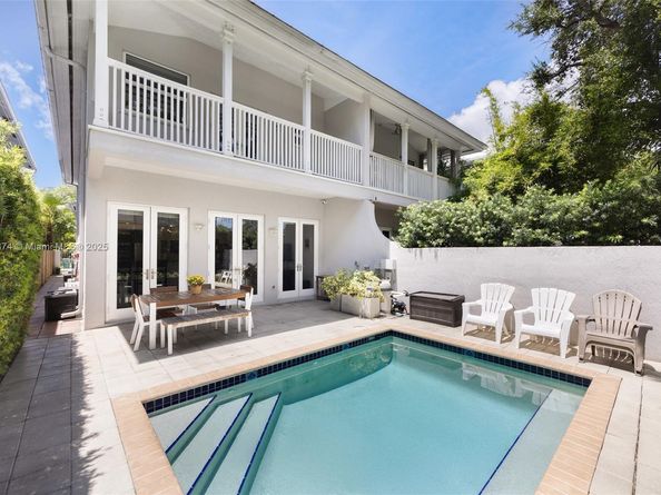 3109 Hibiscus St 3109, Coconut Grove FL 33133