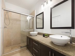 3109 Hibiscus St 3109, Coconut Grove FL 33133