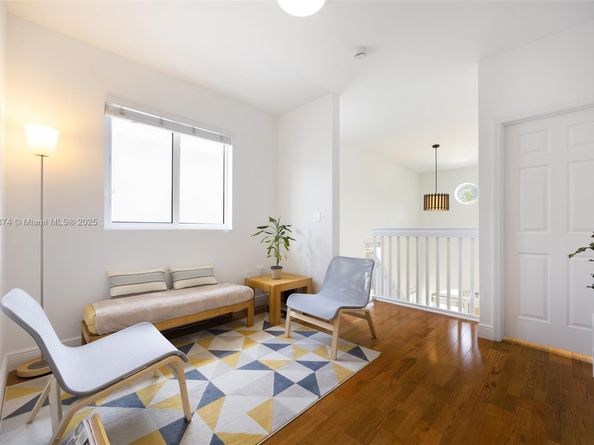 3109 Hibiscus St 3109, Coconut Grove FL 33133