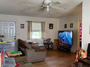 7508 Farragut St, Hollywood FL 33024