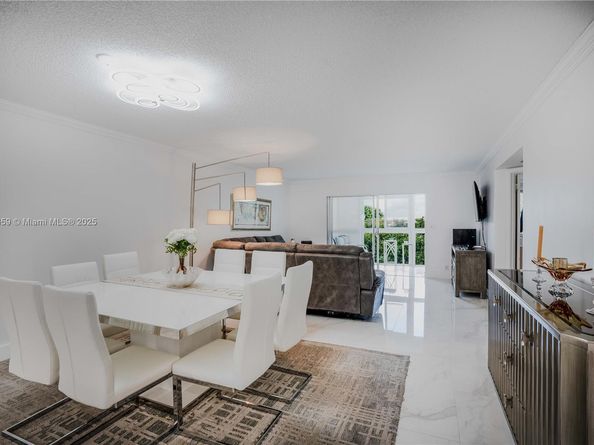 1704 Andros Isle B4, Coconut Creek FL 33066