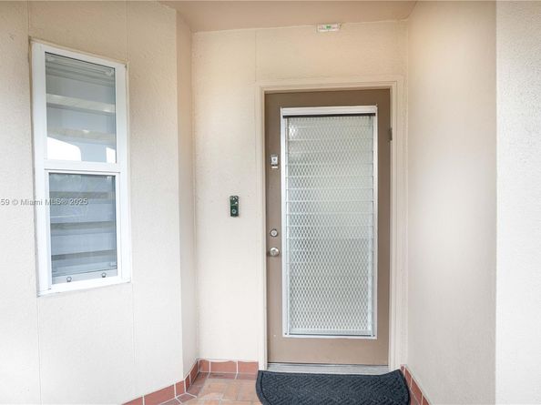 1704 Andros Isle B4, Coconut Creek FL 33066