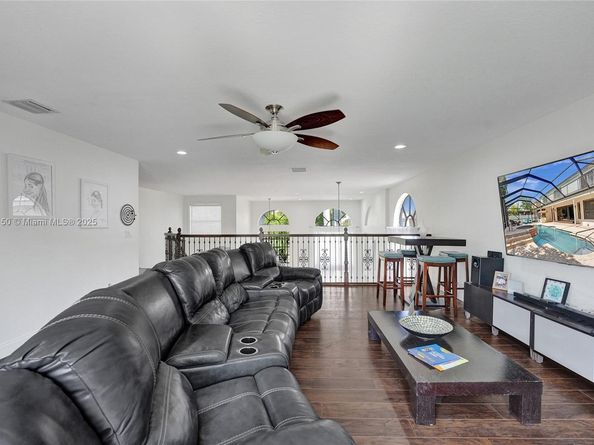 17946 SW 35th Dr, Miramar FL 33029