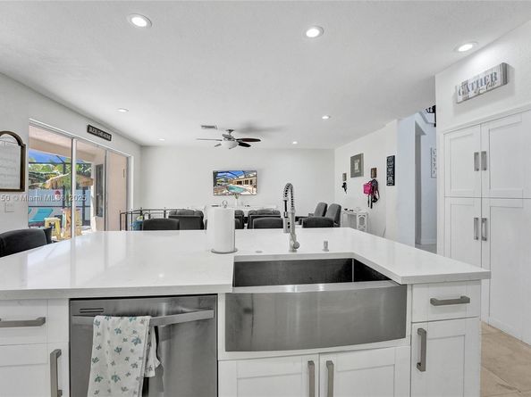 17946 SW 35th Dr, Miramar FL 33029