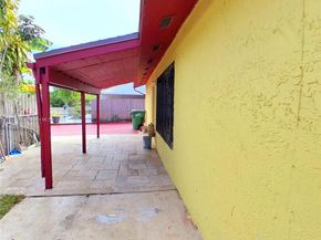 20769 NW 41st Ave Rd, Miami Gardens FL 33055