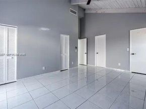 601 Leslie Dr 601, Hallandale Beach FL 33009