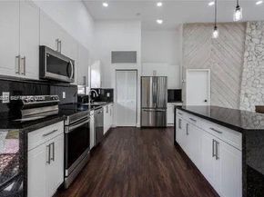 601 Leslie Dr 601, Hallandale Beach FL 33009