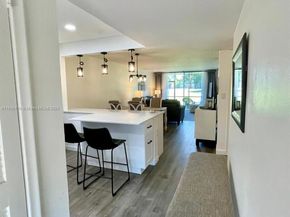 8941 S Hollybrook Blvd 103, Pembroke Pines FL 33025
