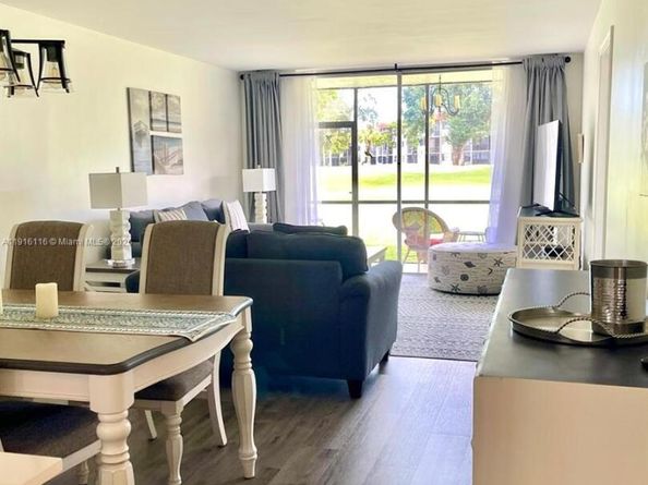 8941 S Hollybrook Blvd 103, Pembroke Pines FL 33025