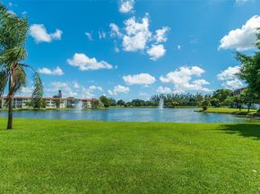 8941 S Hollybrook Blvd 103, Pembroke Pines FL 33025