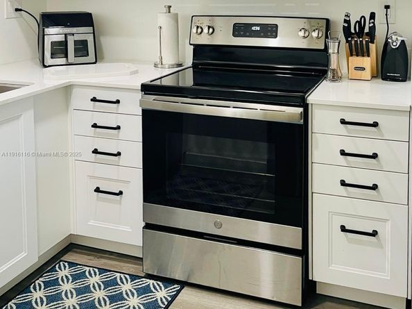 8941 S Hollybrook Blvd 103, Pembroke Pines FL 33025