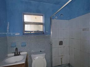 8525 NW 32nd Ct, Miami FL 33147