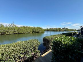 6114 Paradise Point Dr, Palmetto Bay FL 33157